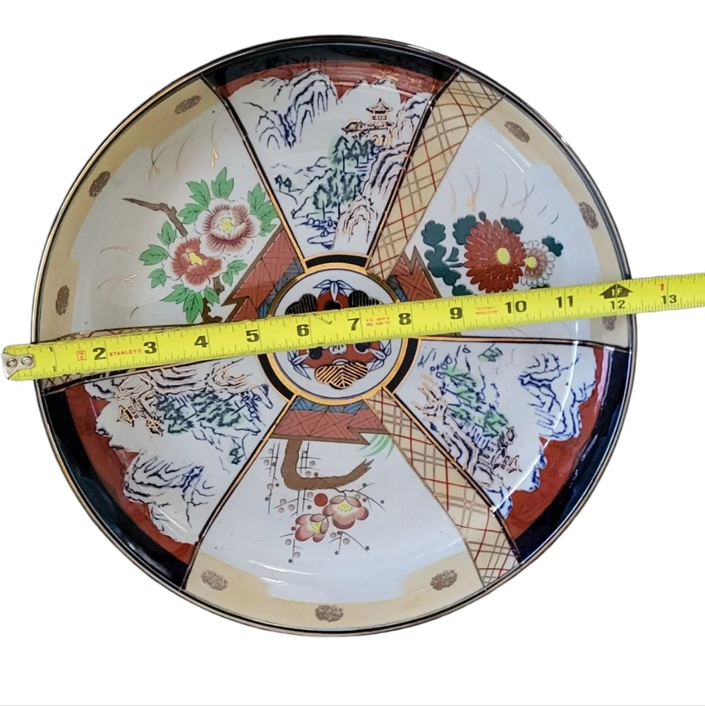 Vintage Japanese Imari Porcelain Dorabachi Bowl